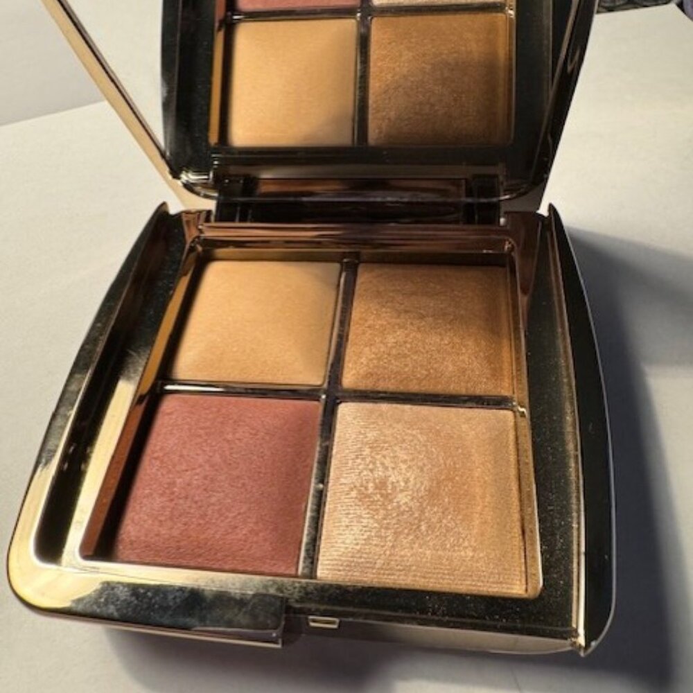 Hourglass Ambient Lighting Edit Mini - Sculpture Unlocked - New, gently swatched